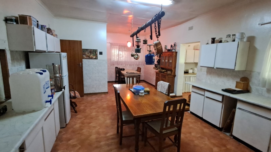 5 Bedroom Property for Sale in Parys Free State